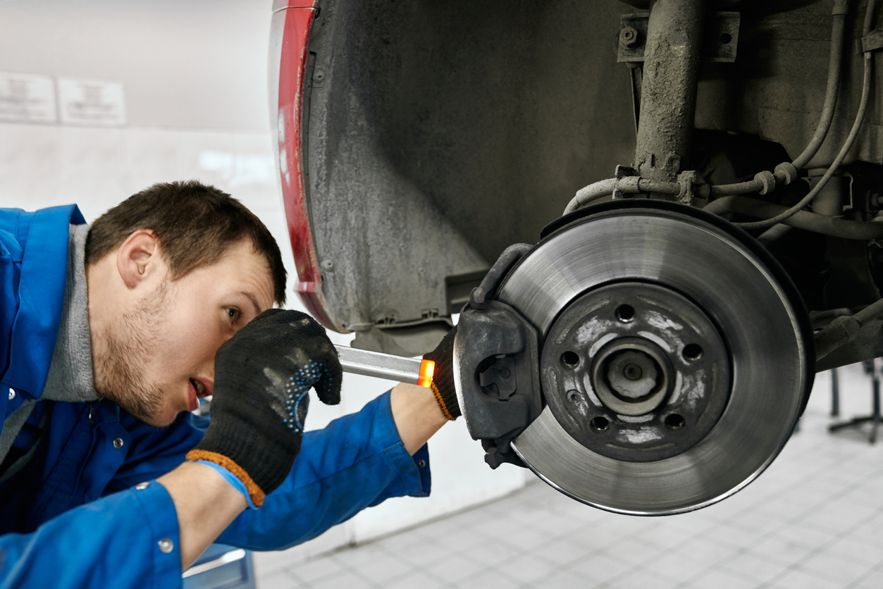 How to Replace Brake Discs