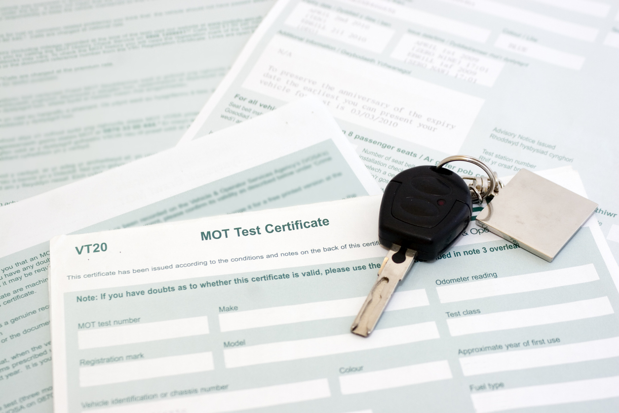 How Much Does an MOT Test Cost?